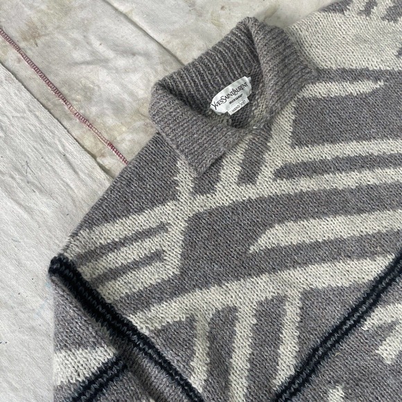 Vintage 80s 90s Yves Saint Laurent Handknit Collared Chunky Pullover Sweater - Picture 3 of 5